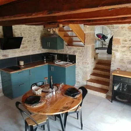 Gite Romantique Avec Jacuzzi Et Piscine Chauffee *